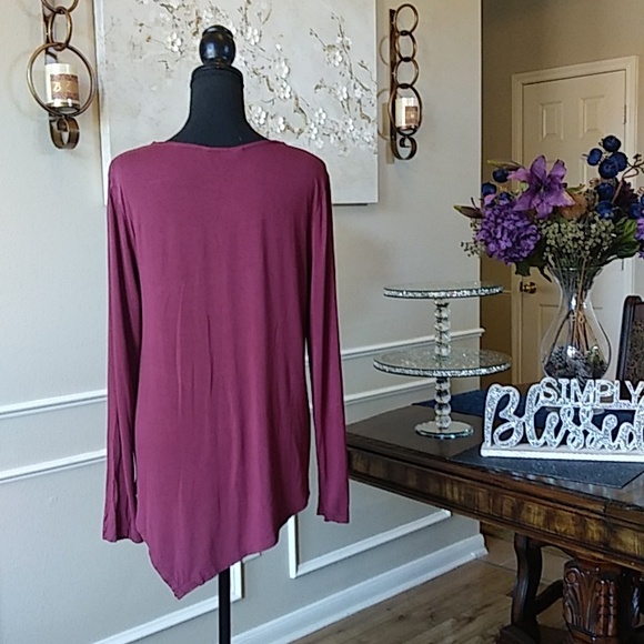 Burgundy Asymmetrical Long Sleeves Embellished Top By Tahari. Size L - Picture 8 of 17